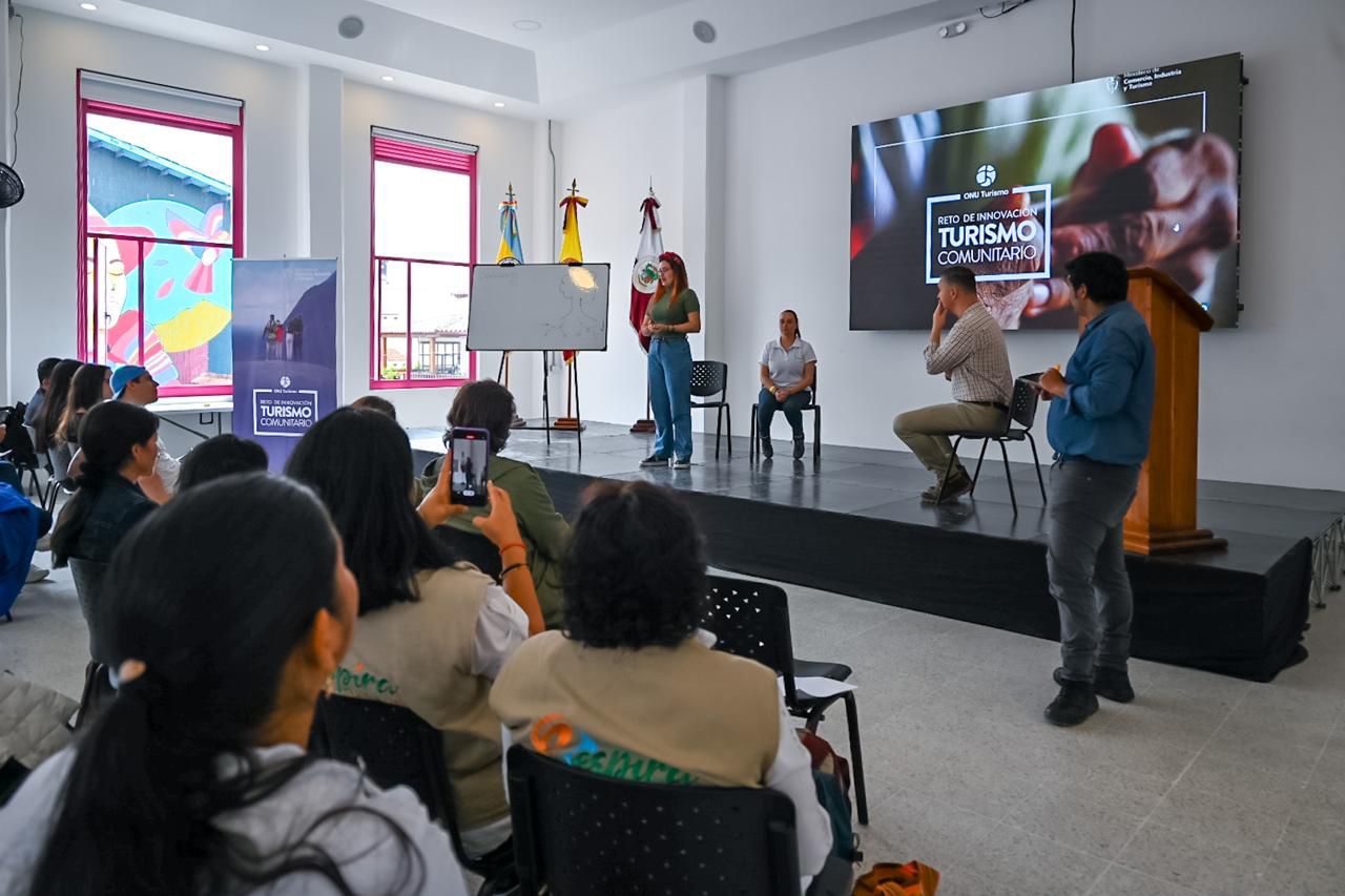 Tras la jornada de aceleración en Choachí, las iniciativas presentarán su pitch y competirán por ser los finalistas que se presentarán en UN Tourism Tech Adventure en octubre.