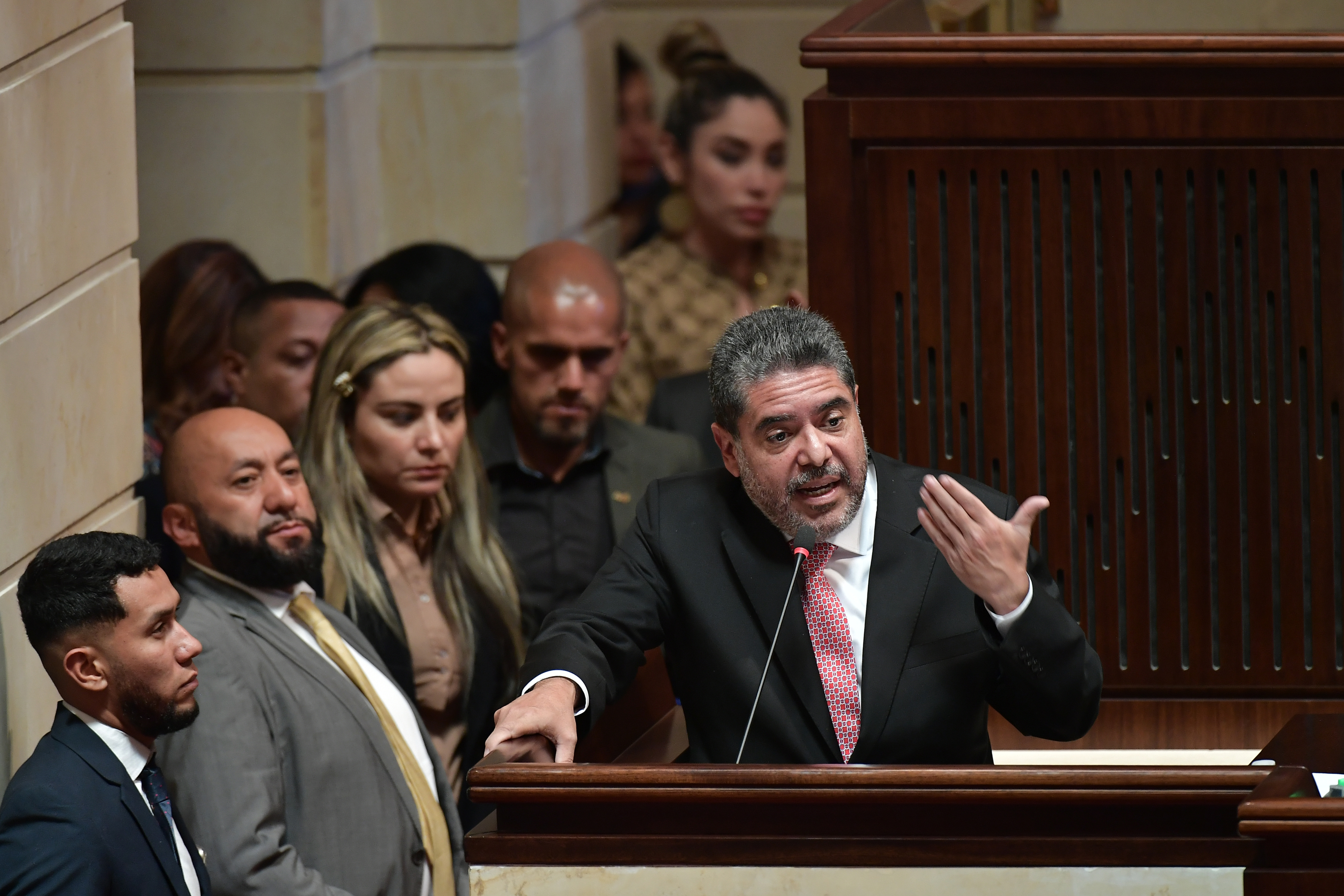 Se agitó la campaña para elegir contralor general en el Congreso tras fallo de la Corte