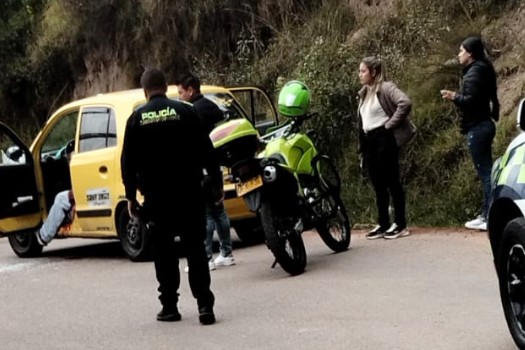 Investigan homicidio de taxista en la ‘Curva del Diablo’ en Mochuelo