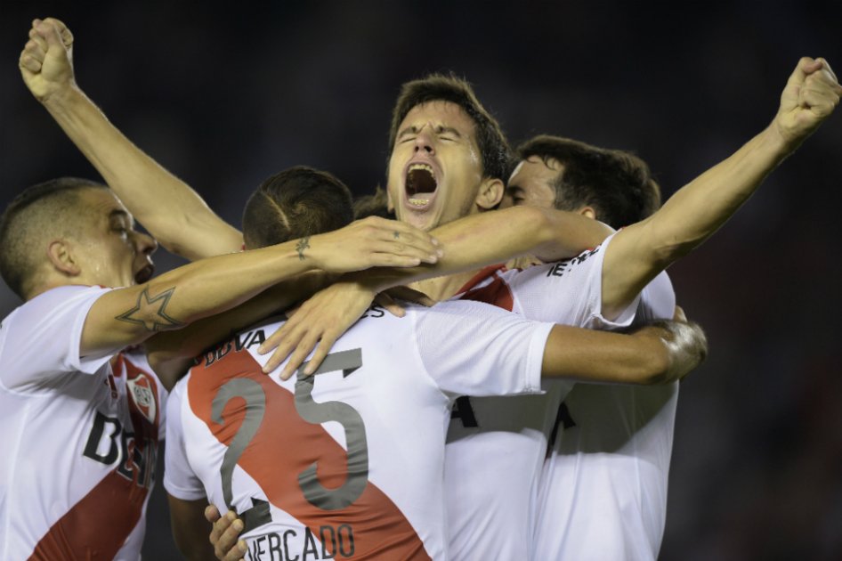 River Plate vapuleó a The Strongest y asumió el liderato del Grupo 1