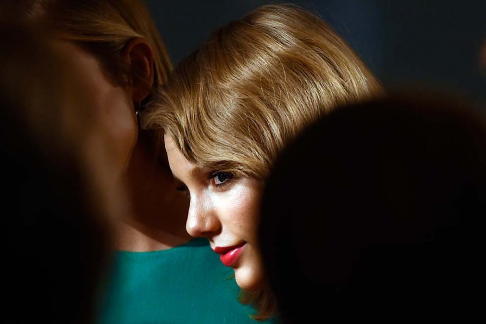 Taylor Swift, artista musical más popular del año