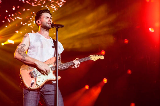 Adam Levine, vocalista de Maroon 5, llega a la pantalla grande