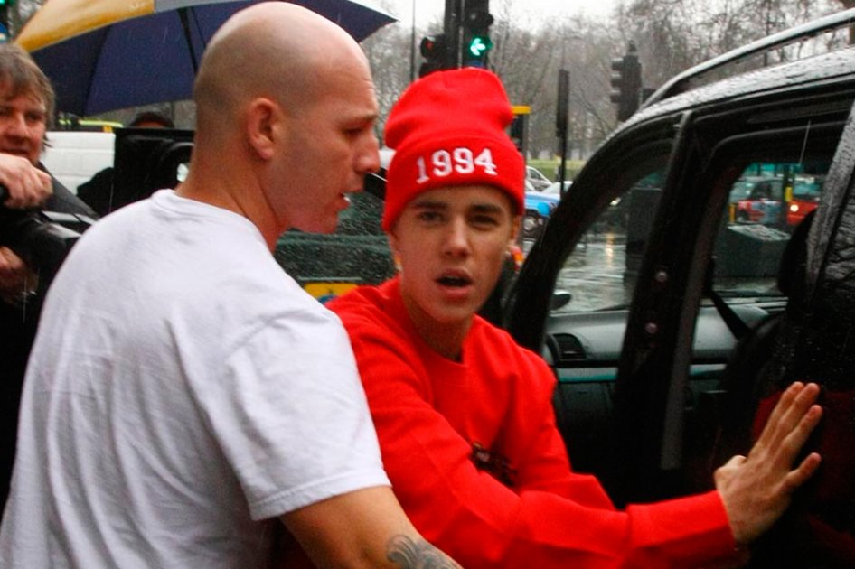 Justin Bieber habría atropellado a un fotógrafo