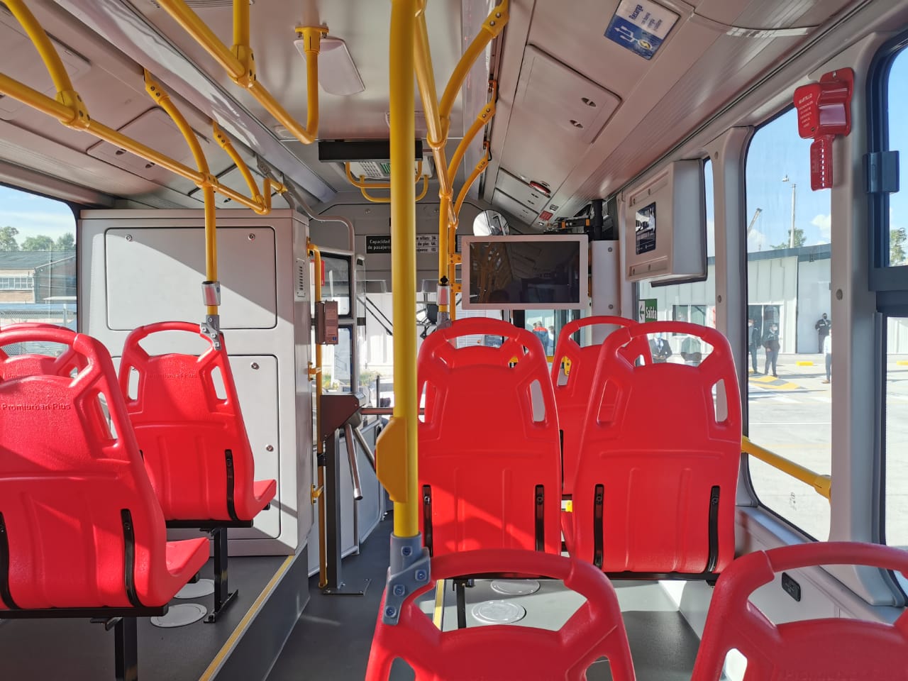 Buses ventilados reducen riesgo de contagio por COVID-19