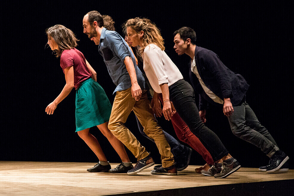 Despierta tus sentidos con las insólitas acrobacias que trae la obra ‘Celui Qui Tombe’ al Teatro Digital