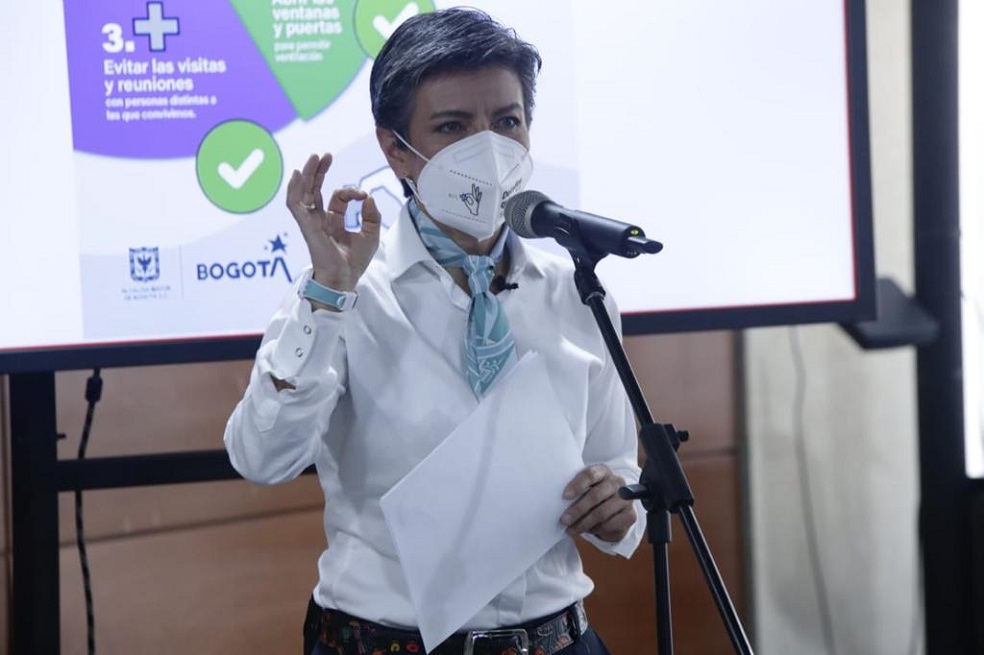 Vacunación en Bogotá comenzará simultáneamente el jueves en siete hospitales