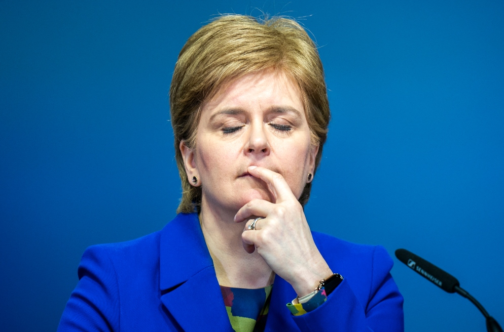 Primera ministra de Escocia, Nicola Sturgeon, anuncia su dimisión