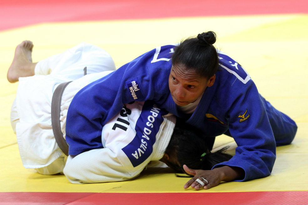 Yuri Alvear logró su tercer oro consecutivo en los Juegos Suramericanos