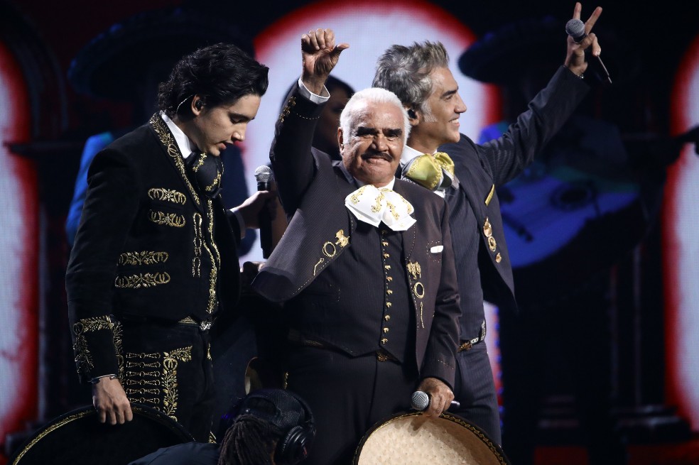 De Jorge Villamil a Vicente Fernández