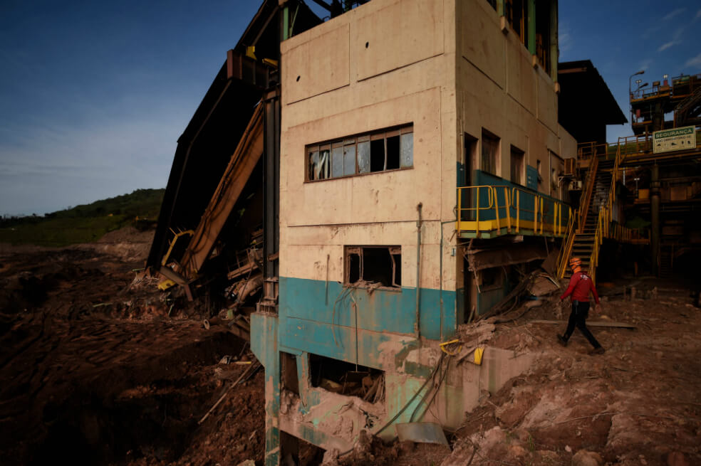 Juez declara responsable a minera Vale por daños del colapso de represa en Brasil