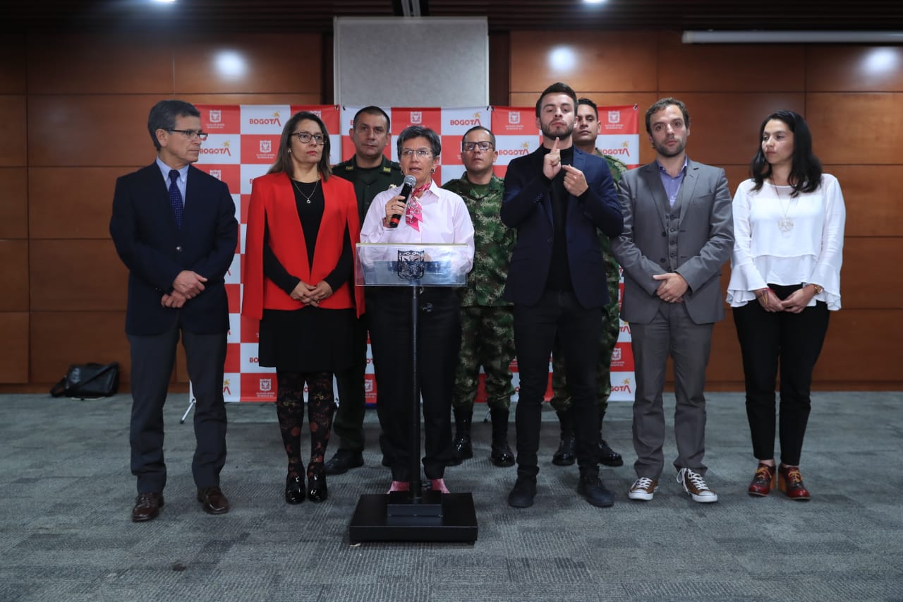 Claudia López anuncia plan candado en Bogotá ante amenazas del Eln