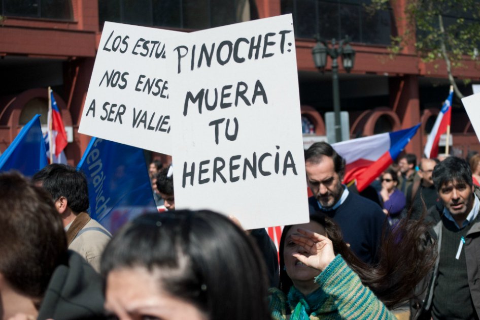 Diez años de la muerte de Pinochet: su modelo económico perdura, pero su figura se desvanece