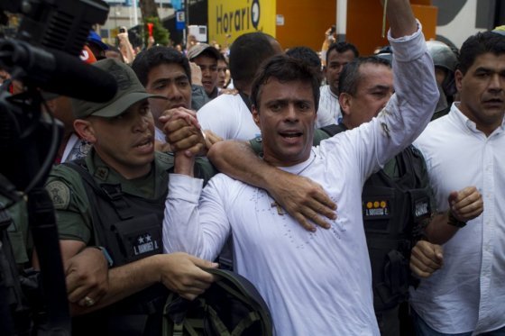 Chile pide garantizar debido proceso en condena de Leopoldo López