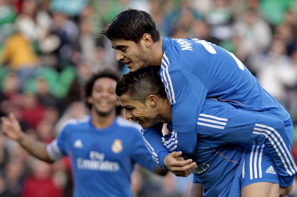 Real Madrid goleó y pone presión en la Liga de España