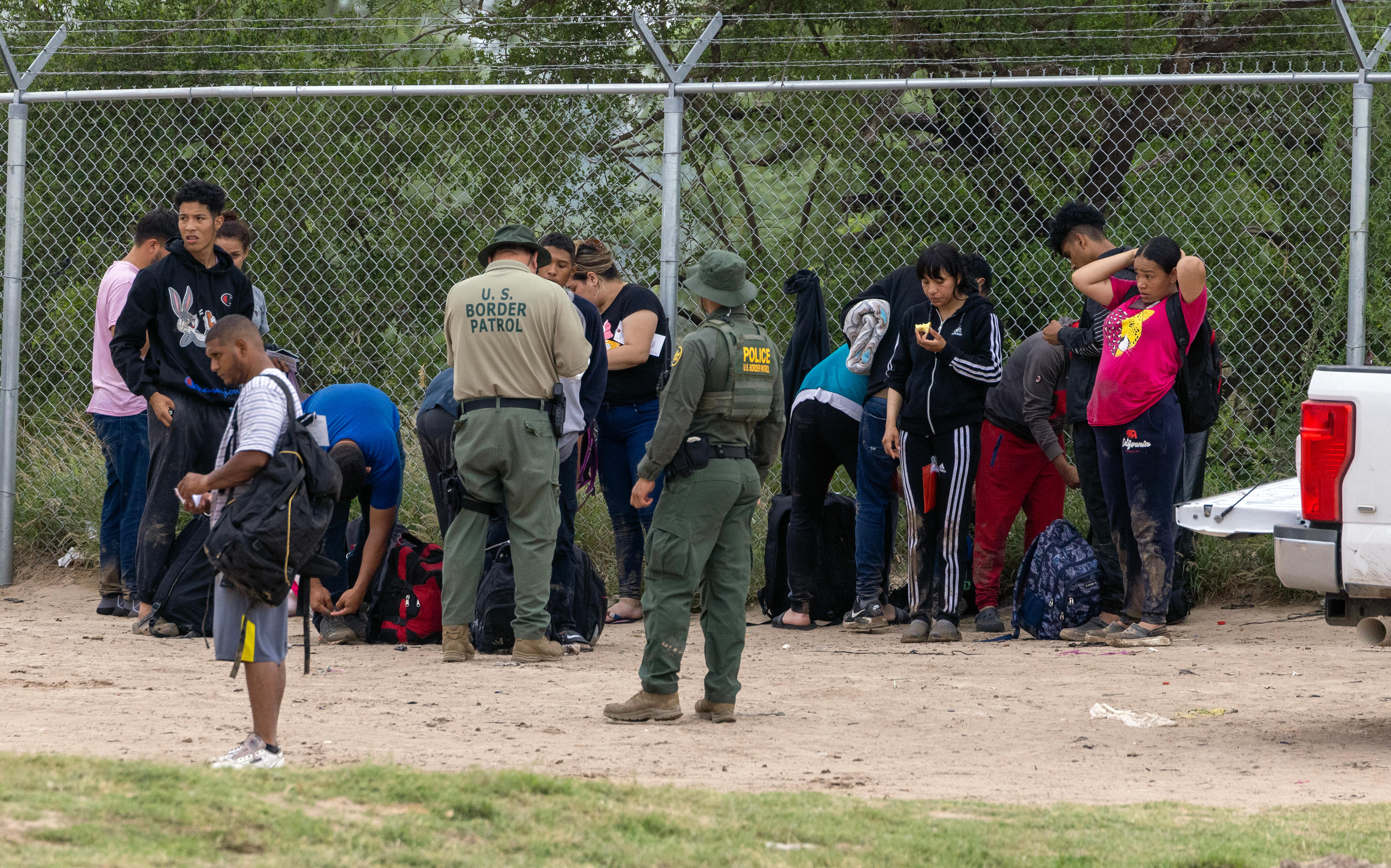 Texas prepara su respuesta a un aumento inesperado de la migración en la frontera