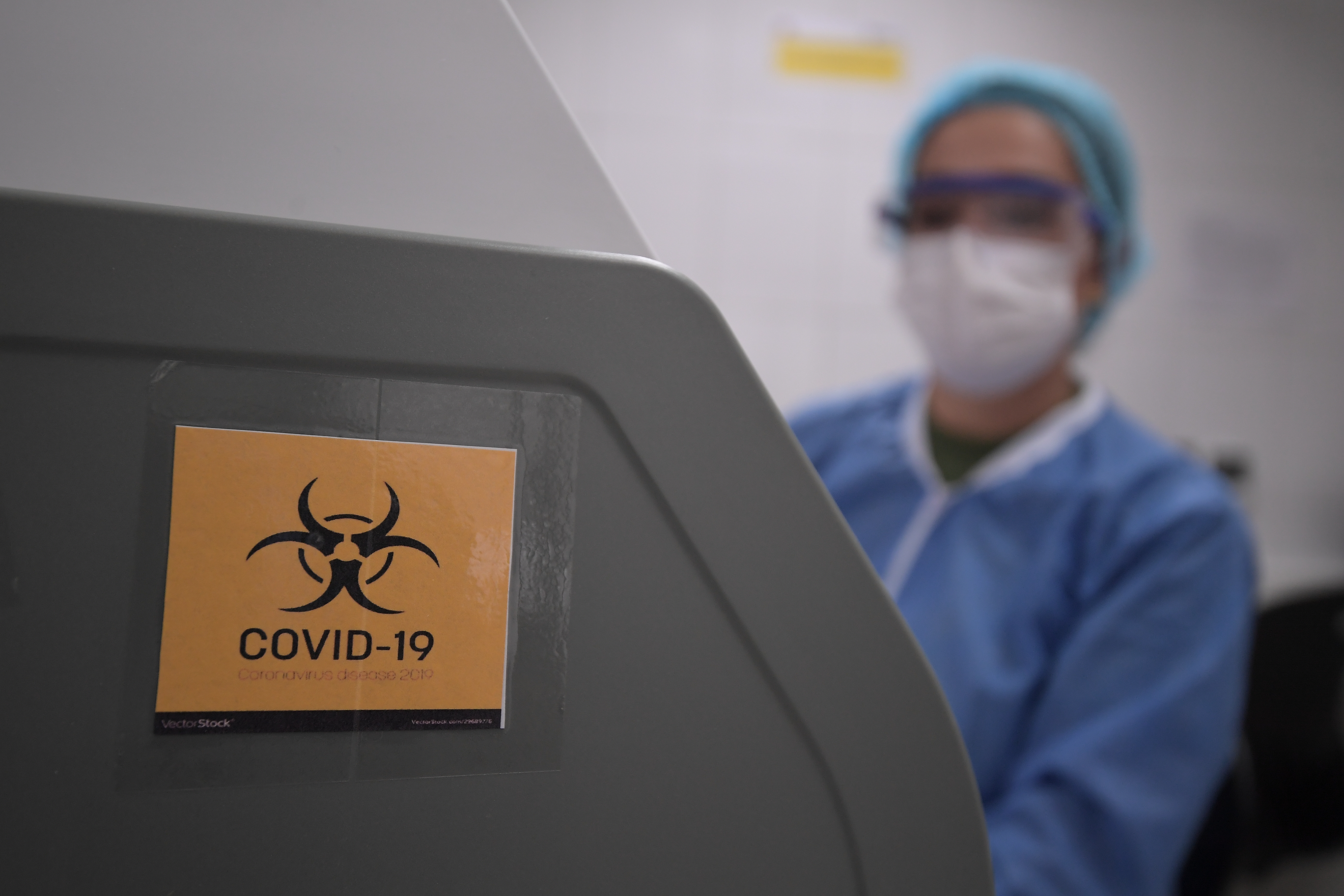 Instalaciones del laboratorio de Referencia e Investigación del Ejército Nacional tendrá la capacidad de practicar 200 pruebas diarias de COVID-19 a usuarios del Subsistema de Salud de las Fuerzas Militares.