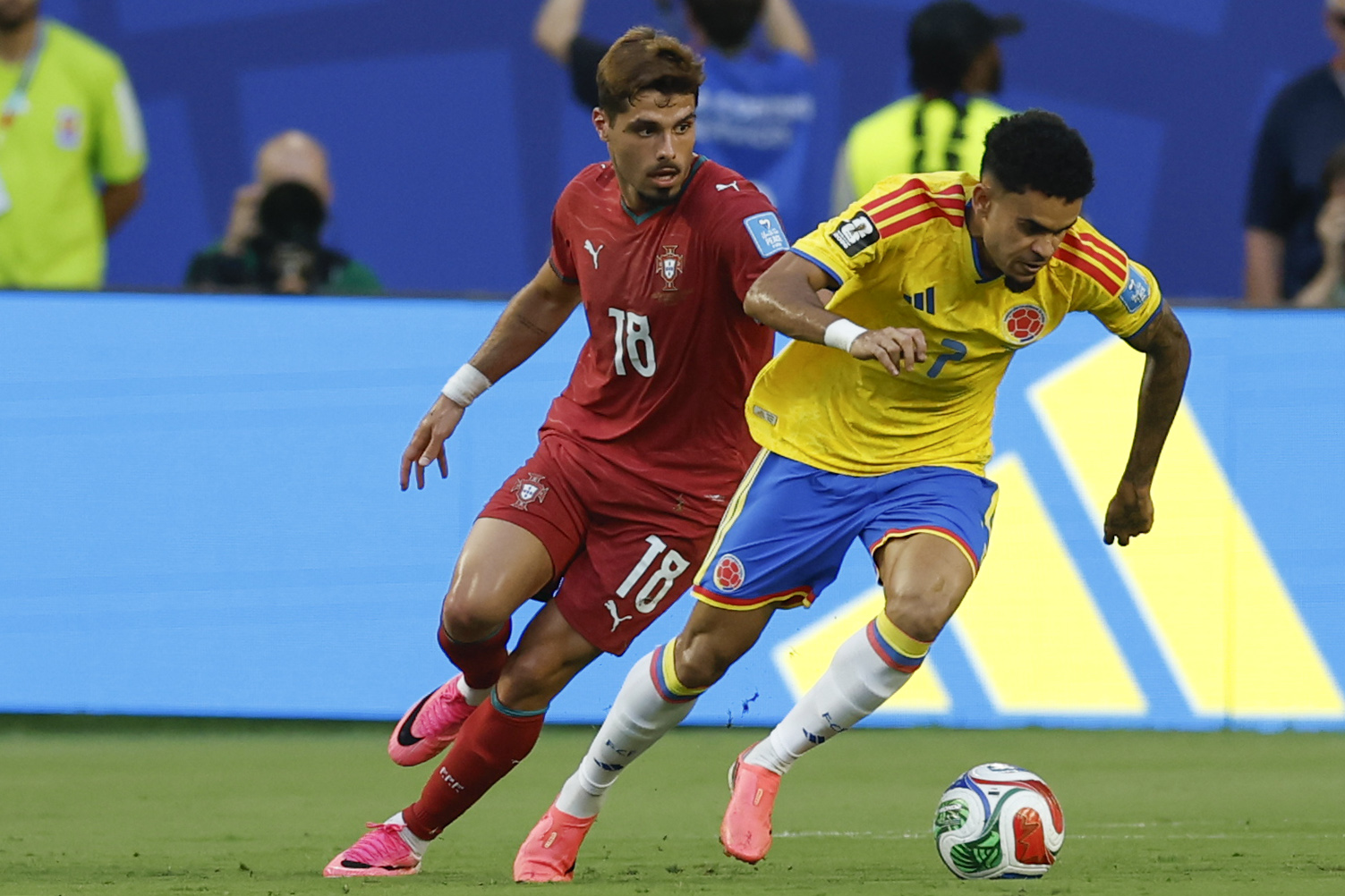 ¿Por qué tantos jugadores tienen guayos rosados en el Mundial 2026?