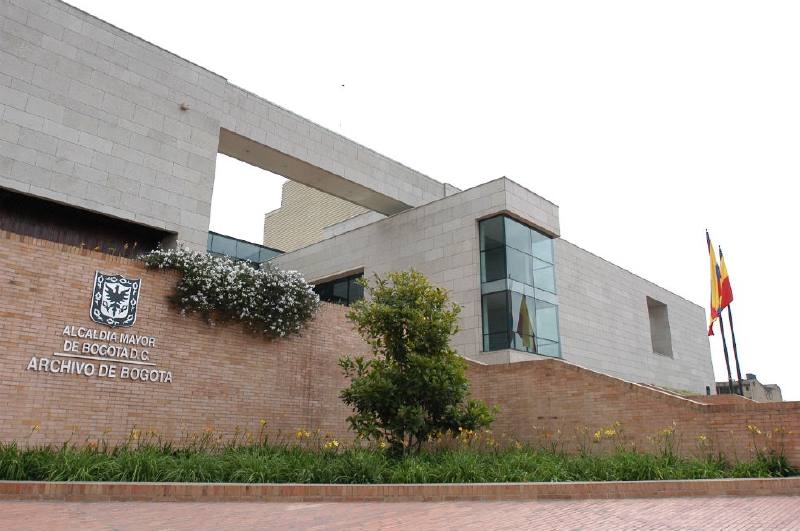 El Archivo de Bogotá trabaja a media marcha por salida de funcionarios