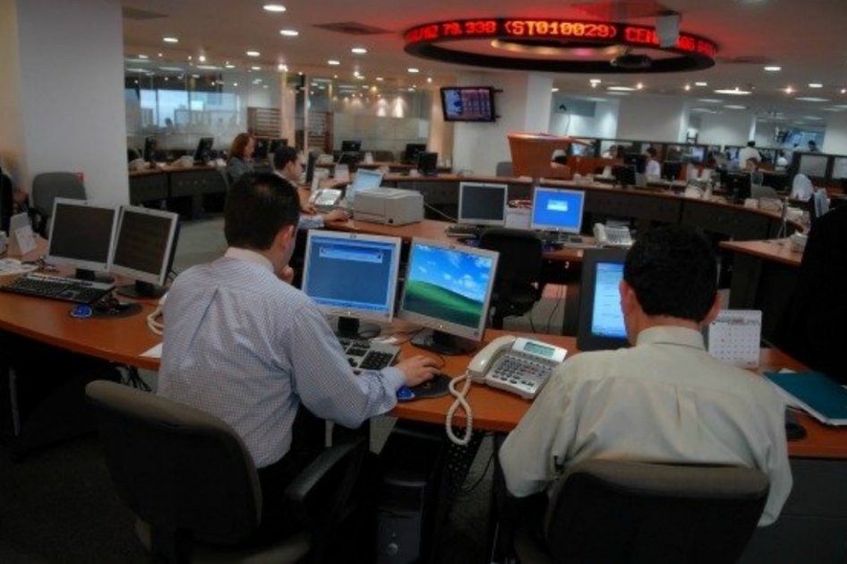 Extranjeros compran fondos ETF colombianos por bajo precio de acciones