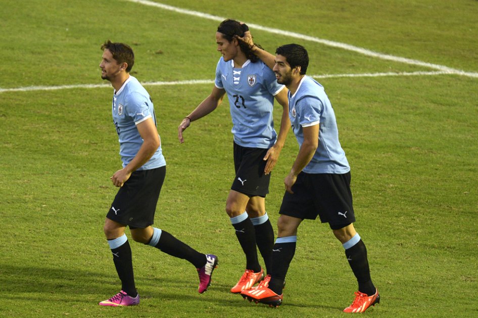 Con gol de Cavani, Uruguay venció 1-0 a Venezuela en Puerto Ordaz