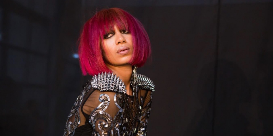 Las tendencias de peinado y maquillaje que se vieron en las pasarelas de BCapital