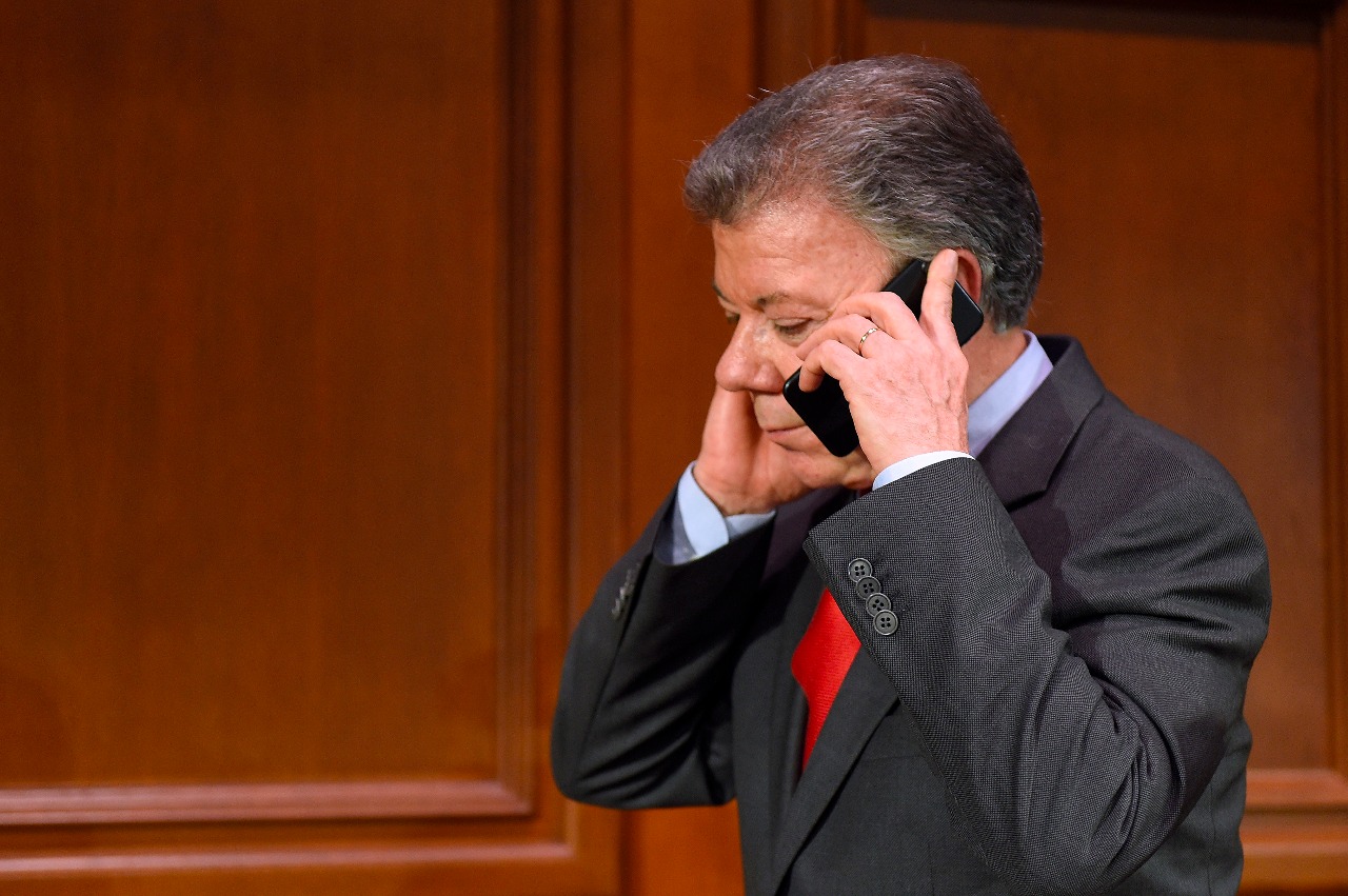 Santos habló con Peña Nieto para ofrecer ayuda luego de terremoto en México