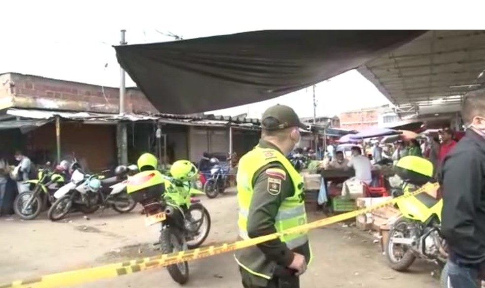 Tres personas muertas y otra herida tras ataque sicarial en galería Santa Elena de Cali