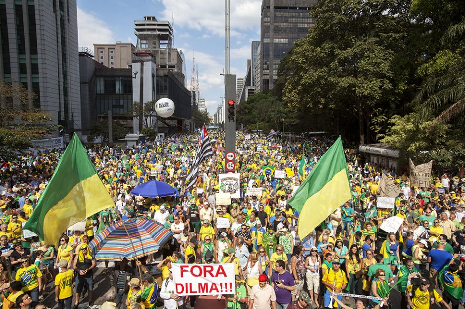 ¿Destituir a Rousseff podría costar muy caro a Brasil?