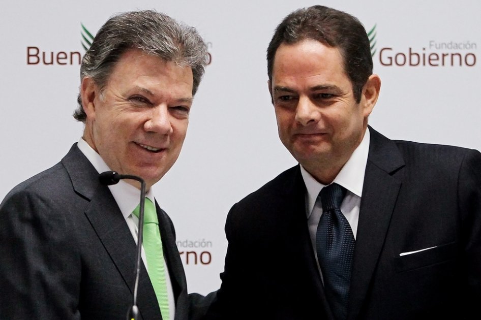 Santos y Vargas Lleras encabezaron firma de contrato para construcción de Malla Vial del Meta