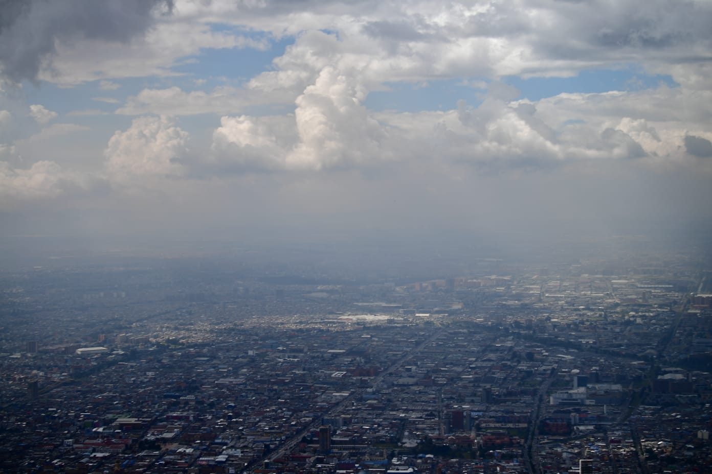 Inequidad ambiental en Bogotá: vivir en el sur duplica el riesgo de morir por la polución