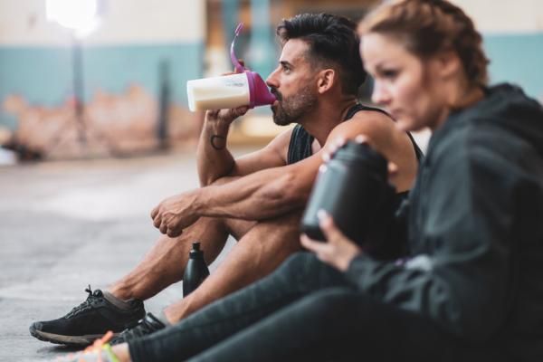 Batido de proteína para aumentar masa muscular fácil de preparar en casa