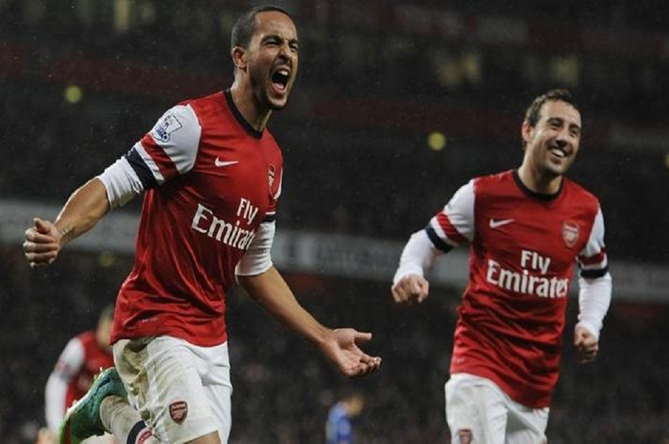 Santi Cazorla y Theo Walcott renovaron su contrato con Arsenal