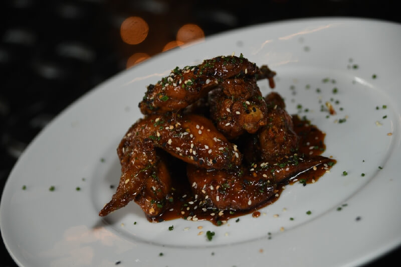 Receta para preparar alitas de pollo con glaseado de panela