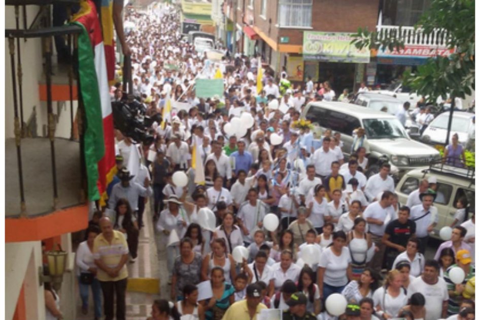 Comunidad de La Vega marchó en repudio a asesinato de menor de siete años