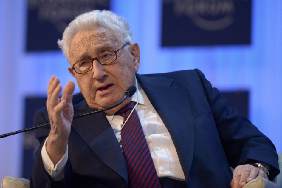 Kissinger insta a pacto con Rusia para solucionar crisis siria
