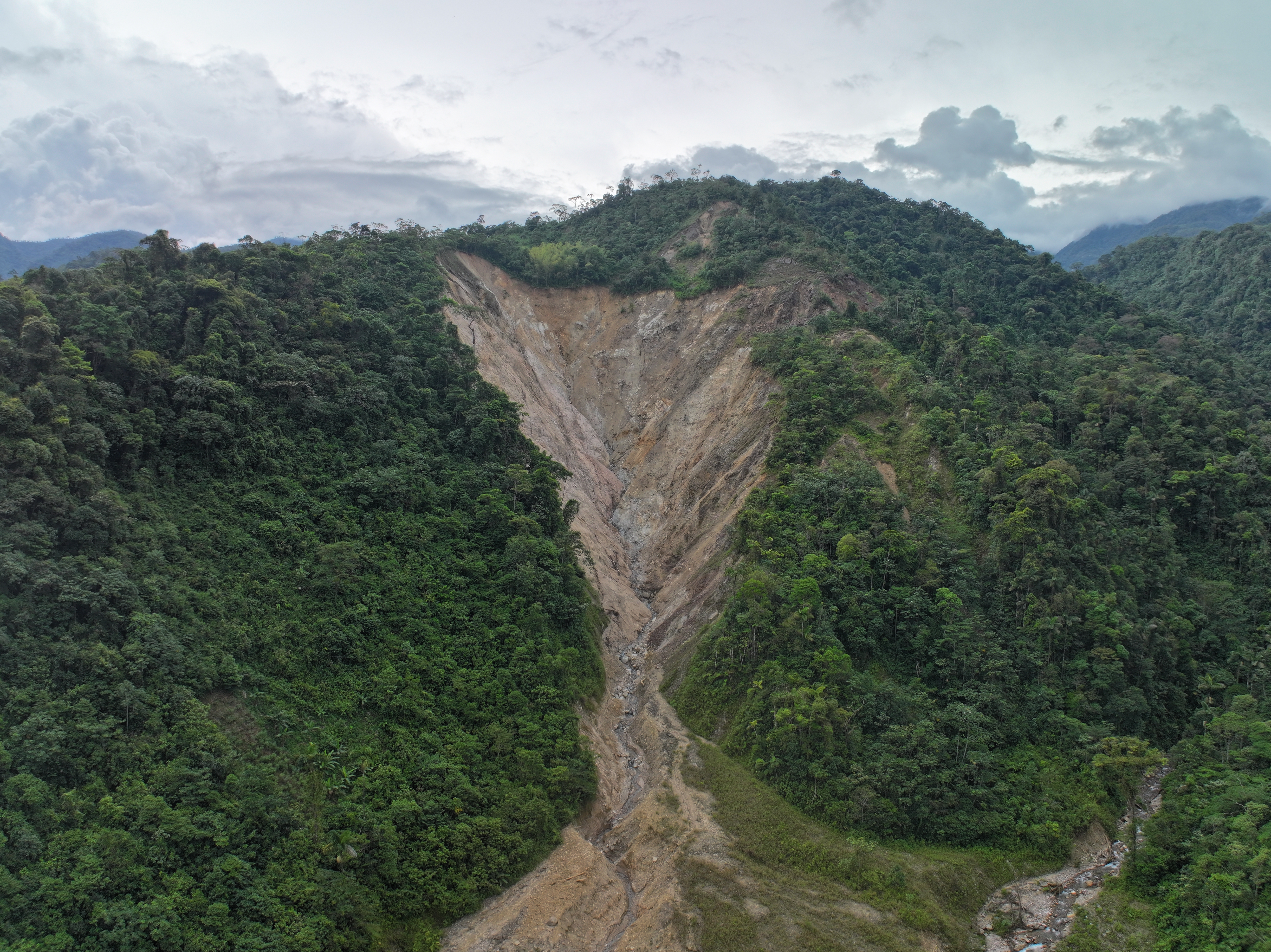 SGC advierte riesgos de minería de cobre en Mocoa: rocas podrían liberar elementos tóxicos