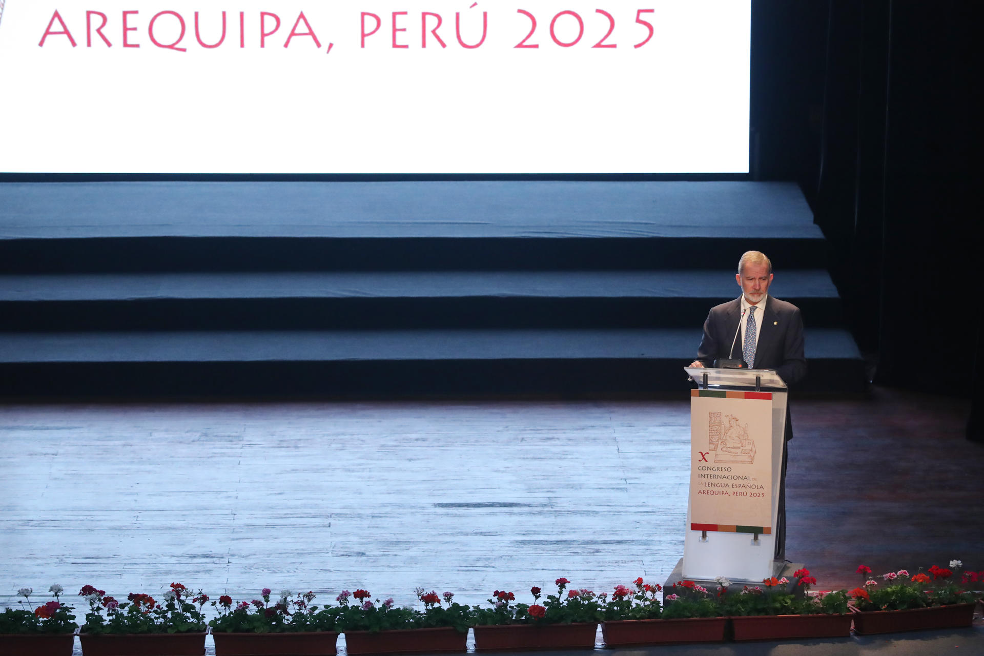 Rey Felipe VI: “Sigamos haciendo de nuestra lengua un instrumento de progreso”