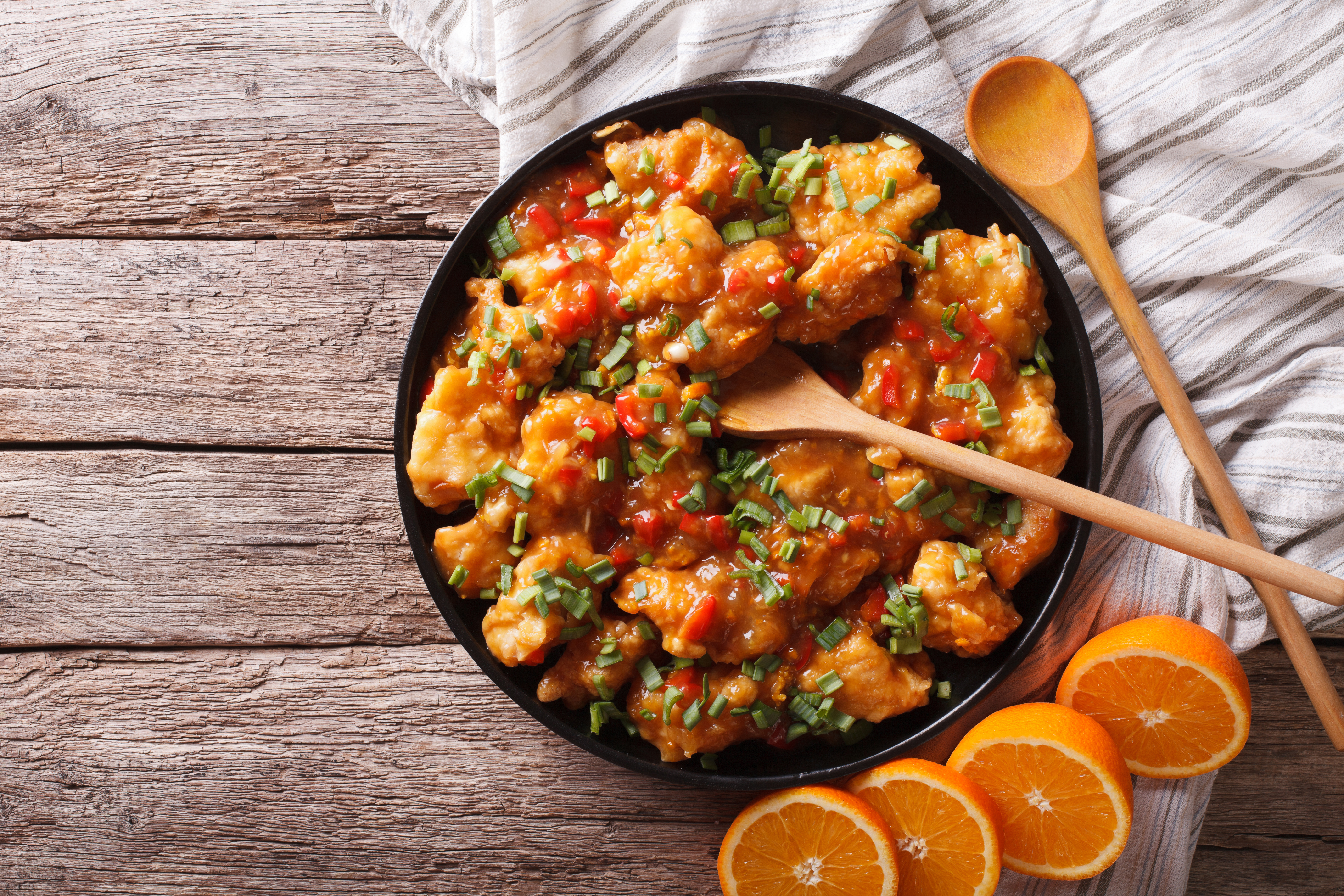 Receta: así se prepara un pollo a la naranja casero