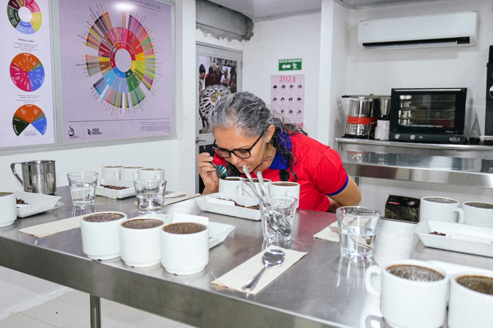 Café y cacao, de Colombia para el mundo: productores de la Sierra Nevada exponen sus productos en Alemania y España