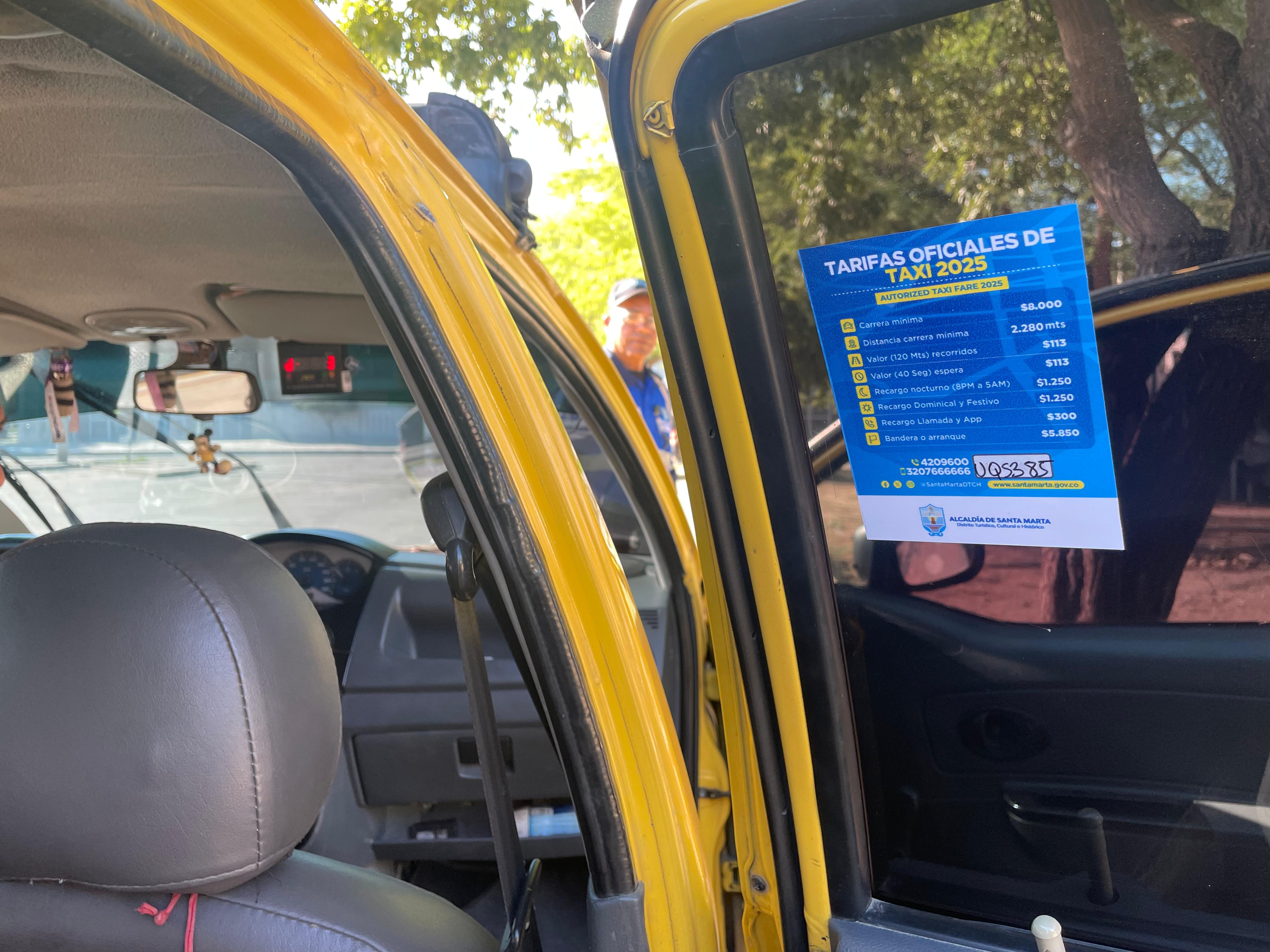 Aumenta la tarifa de la carrera mínima de taxis en Santa Marta
