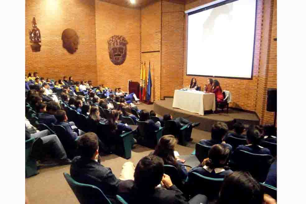 Tras el cierre del  IV Festival de Literatura de Bogotá