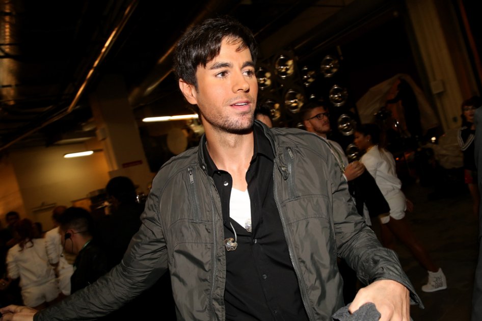 Enrique Iglesias.