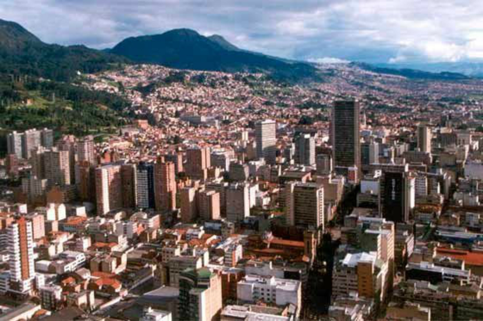 Sondeo: ¿Qué piensa sobre la llegada de los desmovilizados a Bogotá?