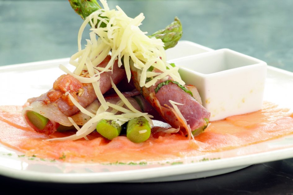 Carpaccio de salmón