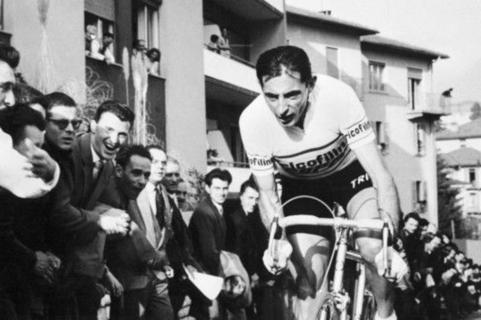 Fausto Coppi ganó en dos ocasiones el Tour de Francia (1949 y 1952) y se coronó en cinco oportunidades campeón del Giro de Italia (1940, 1947, 1949, 1952 y 1953). / AFP