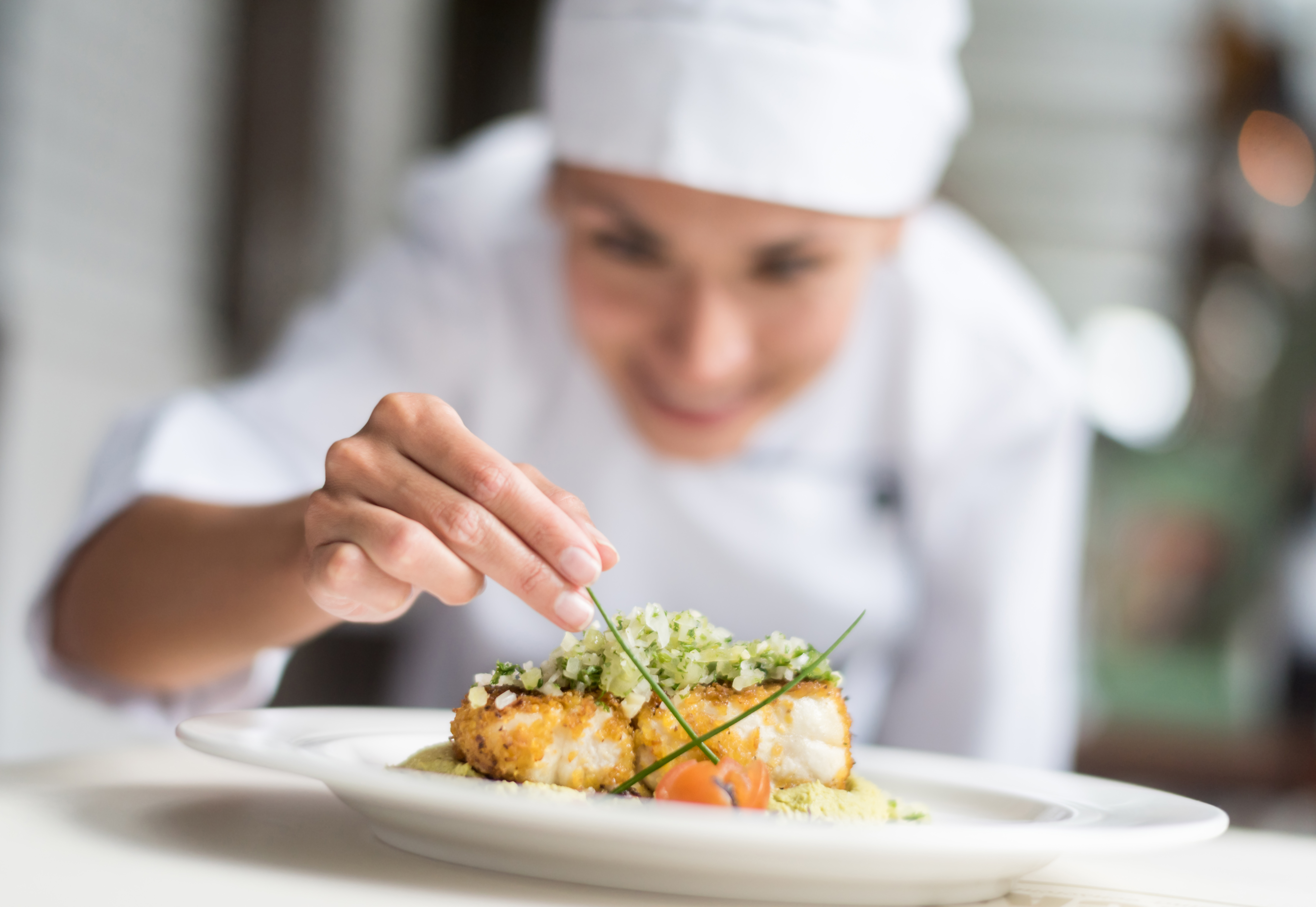 Día Internacional del Chef: ellas y ellos le ponen sabor a la cocina colombiana