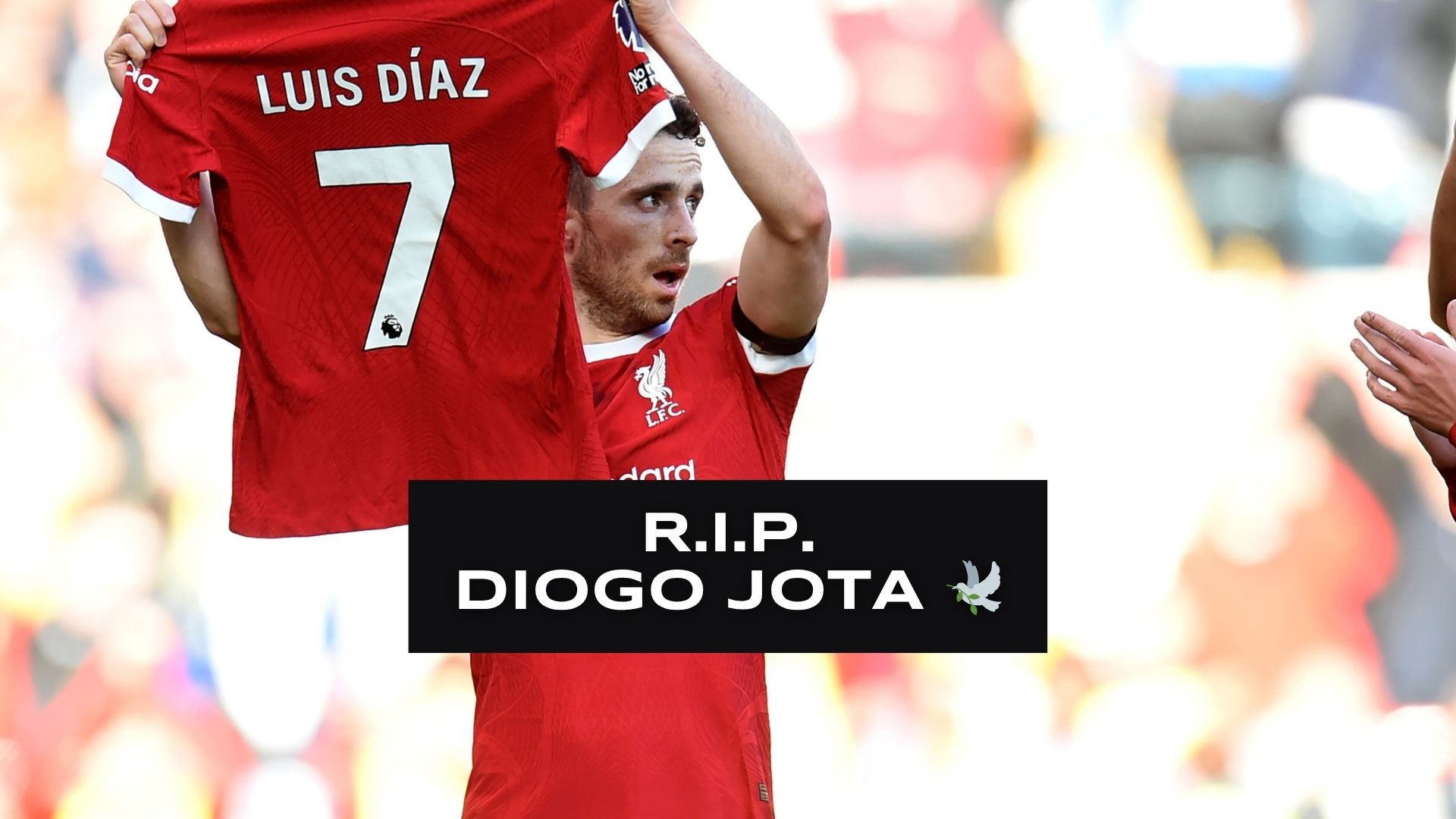 El fútbol recuerda a  Diogo Jota jugador del Liverpool🕊️