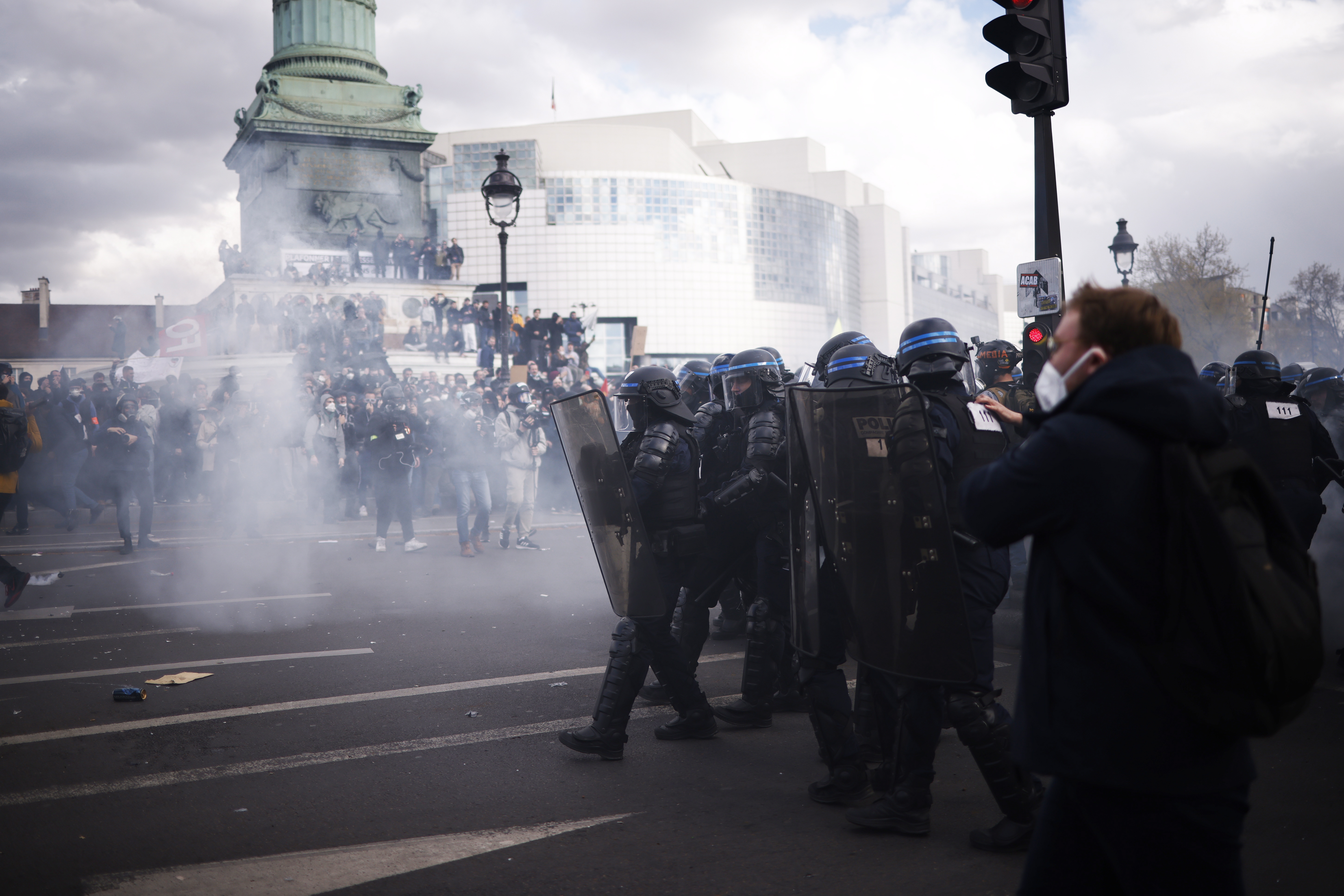 Protestas en Francia antes de decisión judicial sobre reforma a las pensiones