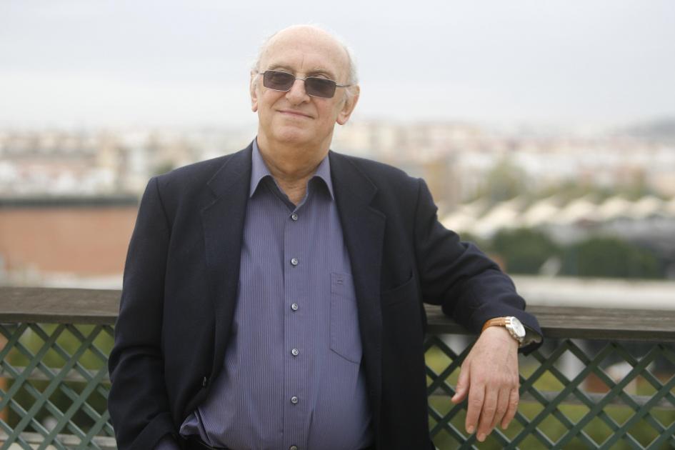 «La novela negra permite denunciar temas sociales», Petros Márkaris