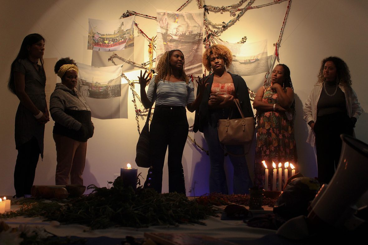 La exposición que recupera el cuerpo y la memoria de las mujeres y personas LGBTIQ